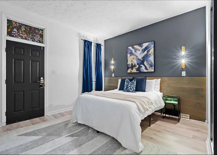Northside Luxurious Apartment *